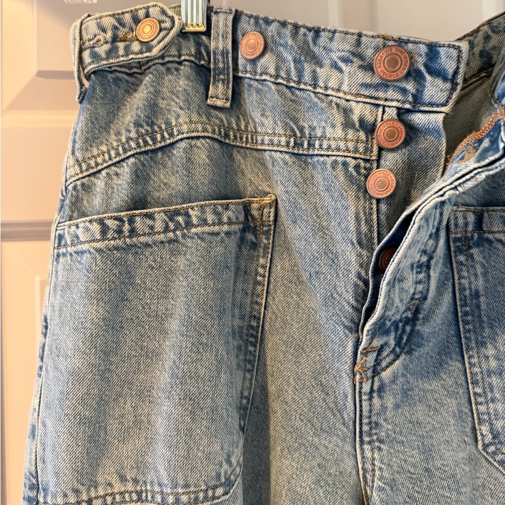We The Free Light Blue Wide Leg Jeans - Picture 4 of 6